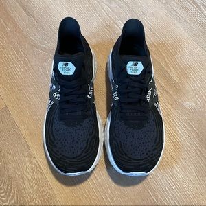 New Balance Women’s Fresh Foam W1080K10 Black Running Shoes Size 10